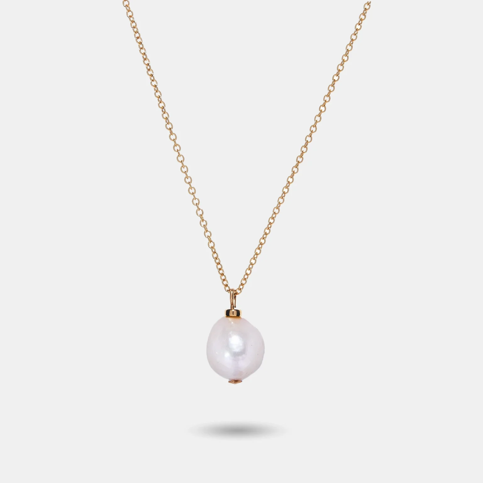 Collier en perle de culture blanches