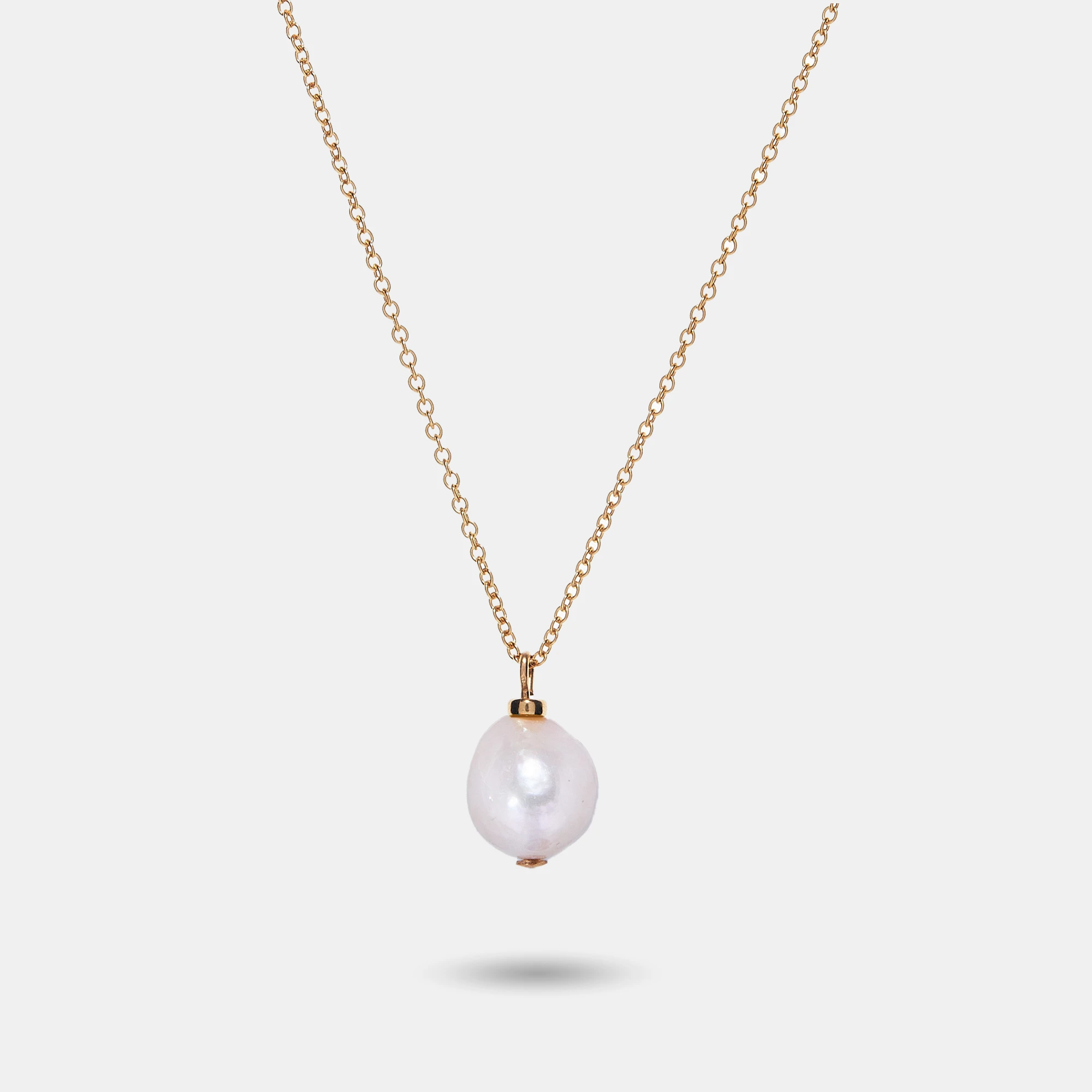 Collier en perle de culture blanches