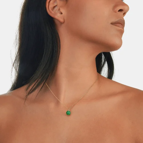 véritable collier en jade vert
